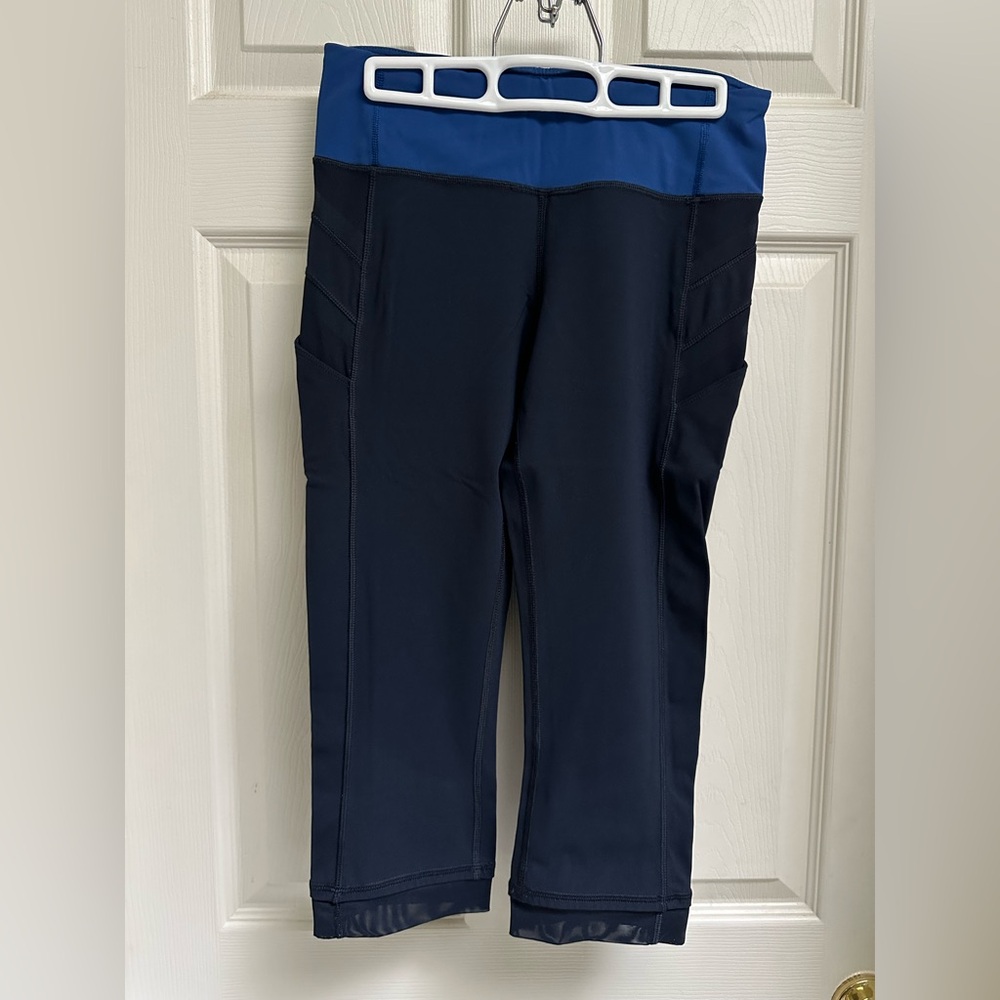 Lululemon Running Crop - Reflective